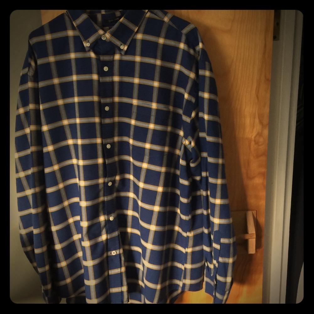 Men’s XXL St. John’s Bay Dress Shirts